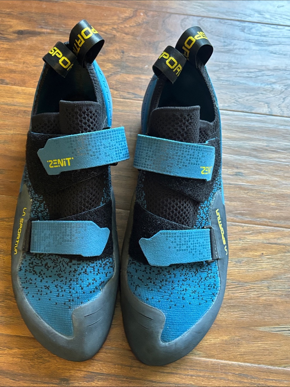 La Sportiva Zenit Climbing Shoes